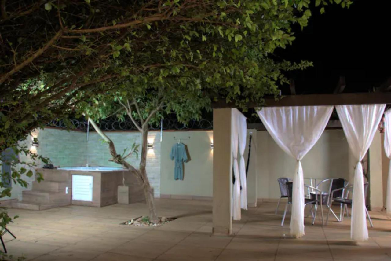 Casa Com Spa De Hidro, Aquecedor E Cromoterapia A 1,0 Km Do Centro Chapada dos Guimaraes Exterior photo